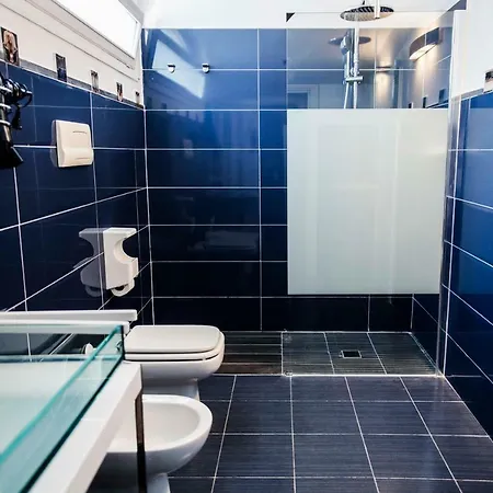 Miracoletti38 בית הארחה