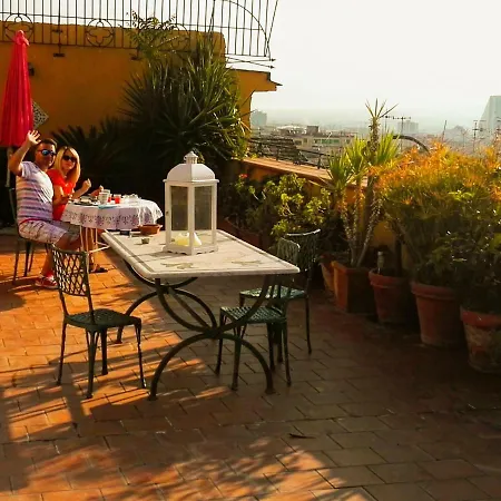 Miracoletti38 3* נאפולי