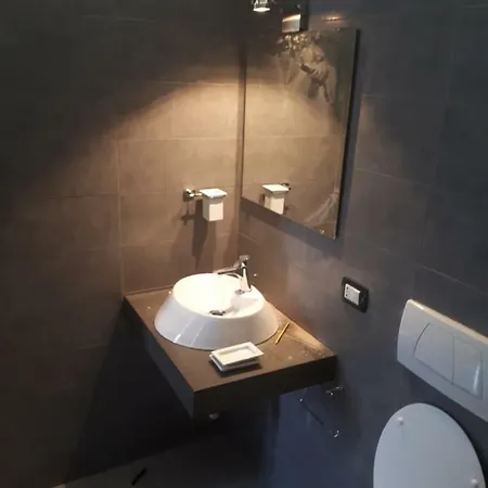 Miracoletti38 בית הארחה נאפולי