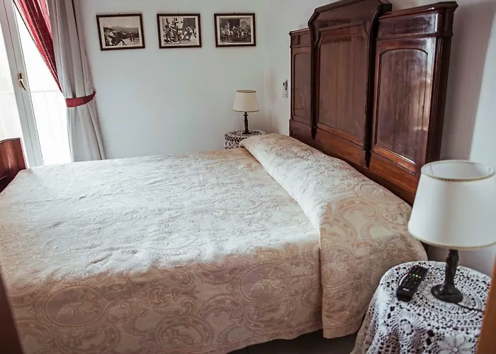 Miracoletti38 3* نابولي