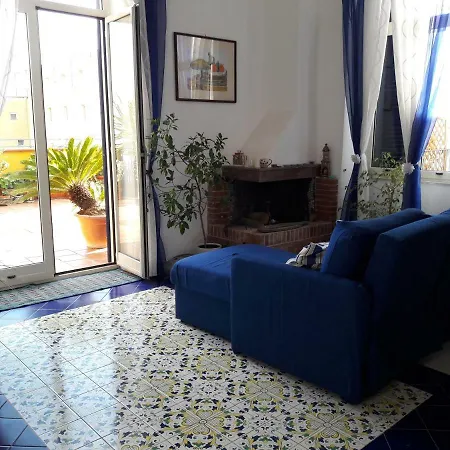 Miracoletti38 3* Νάπολη